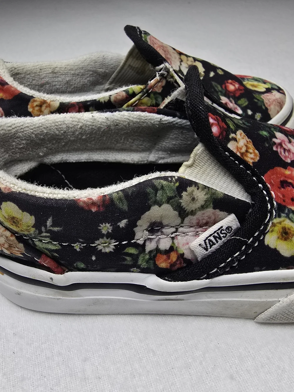 Vans Kids Classic Slip-On Floral Shoe - Black/Multi